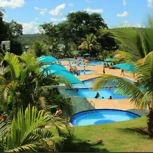 https://condominio-aldeia-do-lago-caldas-novas-75689-744.caldasnovashotels.com
